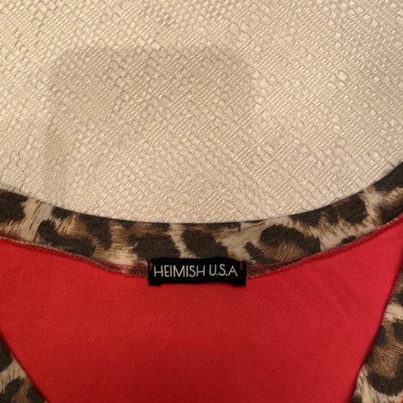 Judy blue leopard 2xl coral/watermelon leopard top - Picture 3 of 7